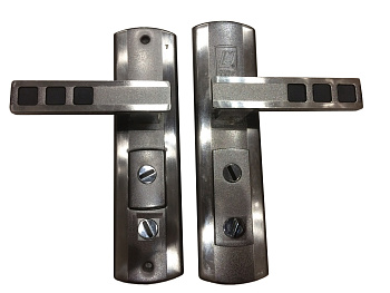 Ручка на планке MASTER-LOCK ML-300 Quatro L (автомат, левая)